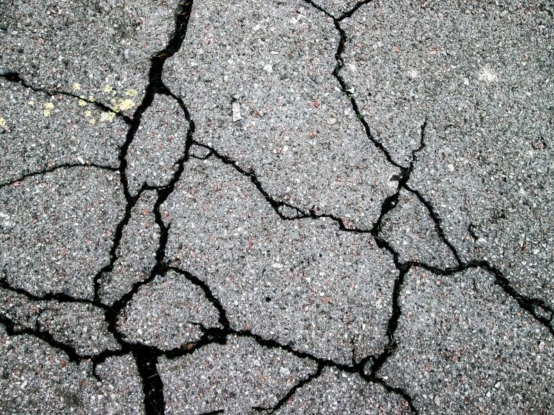 Asphalt Crack Sealing Service